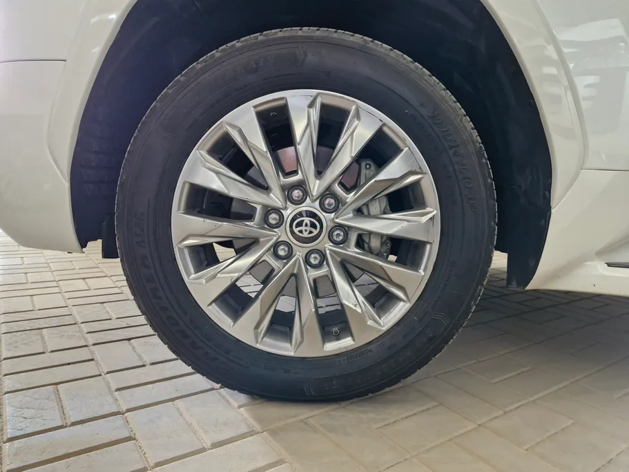 تويوتا لاندكروزر GXR3 2022 