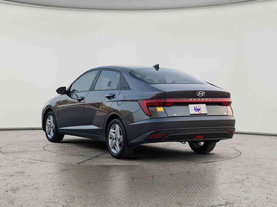 2024 Hyundai Accent Smart 
