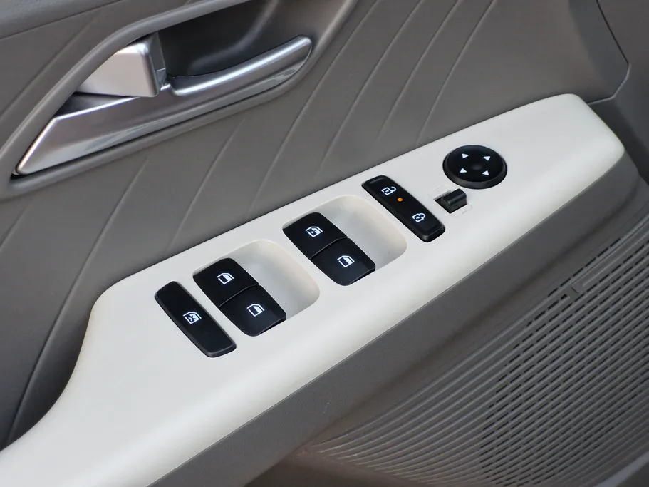 2024 Hyundai Accent Smart 