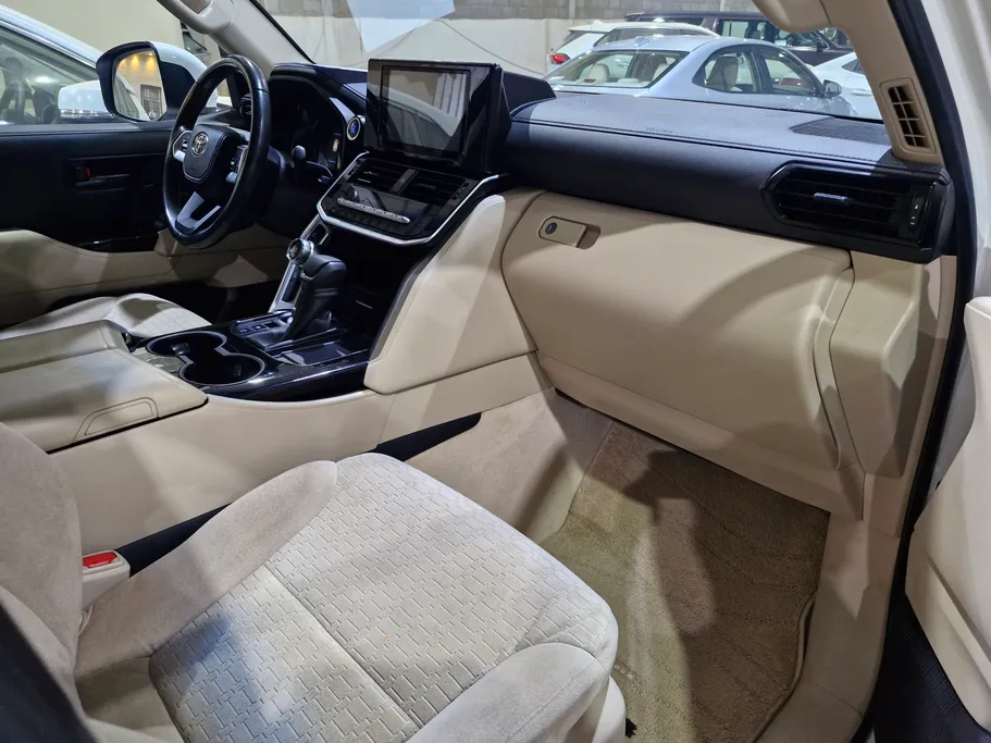 2022 Toyota Land Cruiser GXR2 