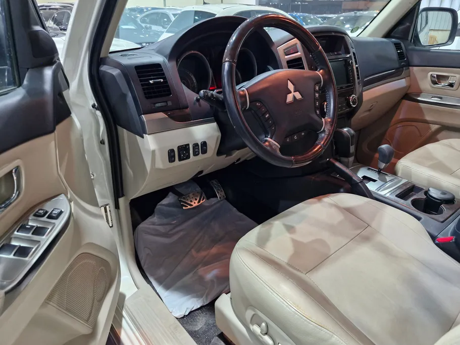 ميتسوبيشي باجيرو GLS 5Doors 2020 