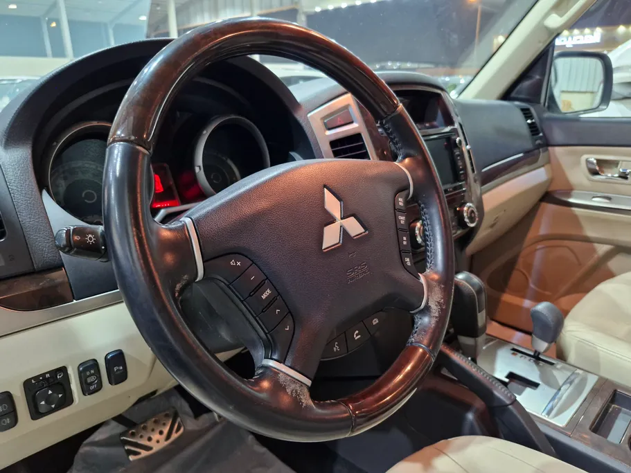 ميتسوبيشي باجيرو GLS 5Doors 2020 