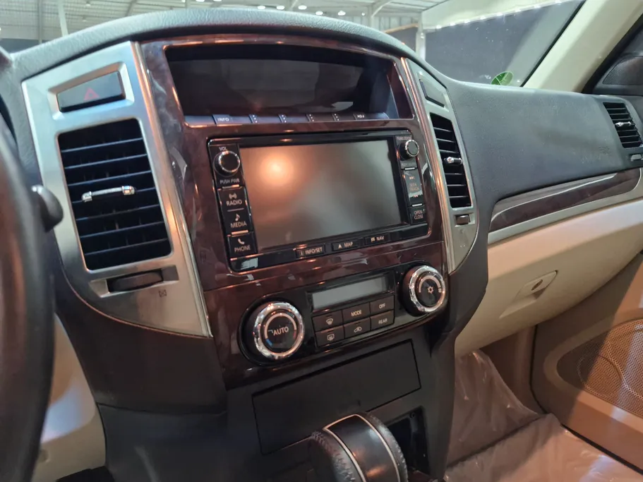 ميتسوبيشي باجيرو GLS 5Doors 2020 