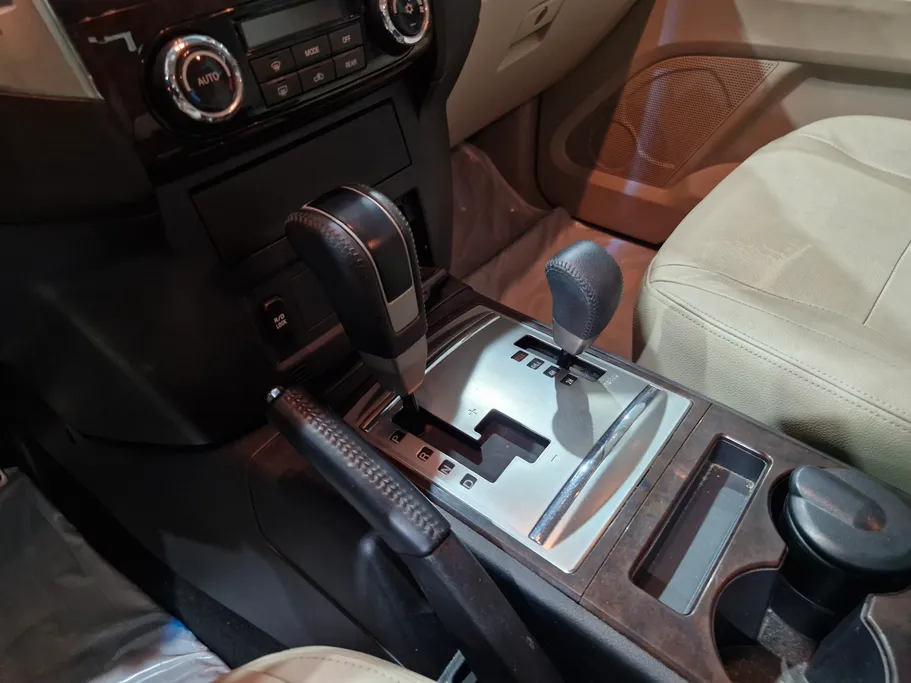 ميتسوبيشي باجيرو GLS 5Doors 2020 