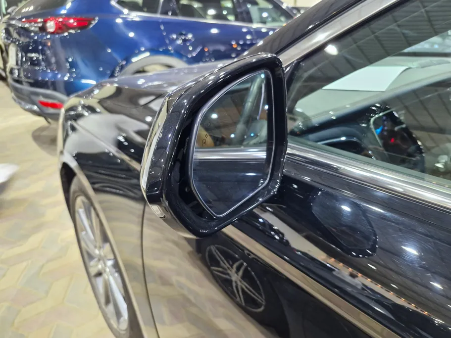 2022 Ford Taurus Titanium 