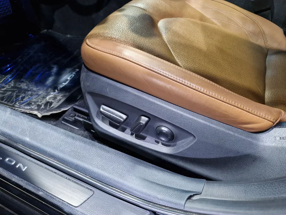 2022 Toyota Avalon Limited 