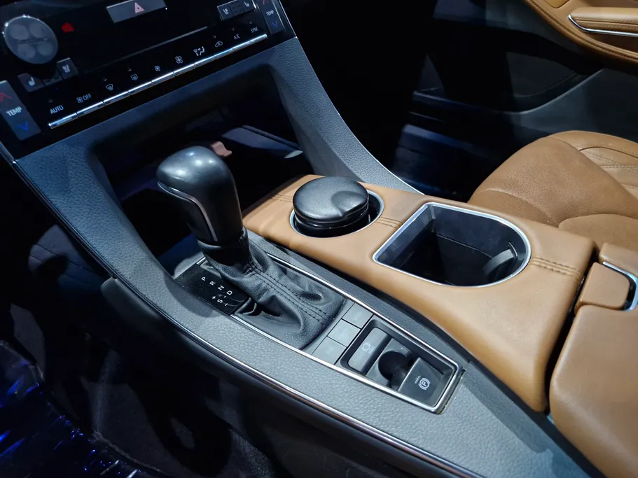 2022 Toyota Avalon Limited 