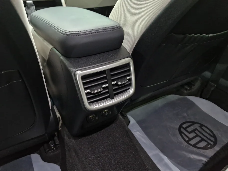 2023 Kia K5 LX 