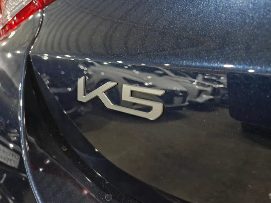 2023 Kia K5 LX 