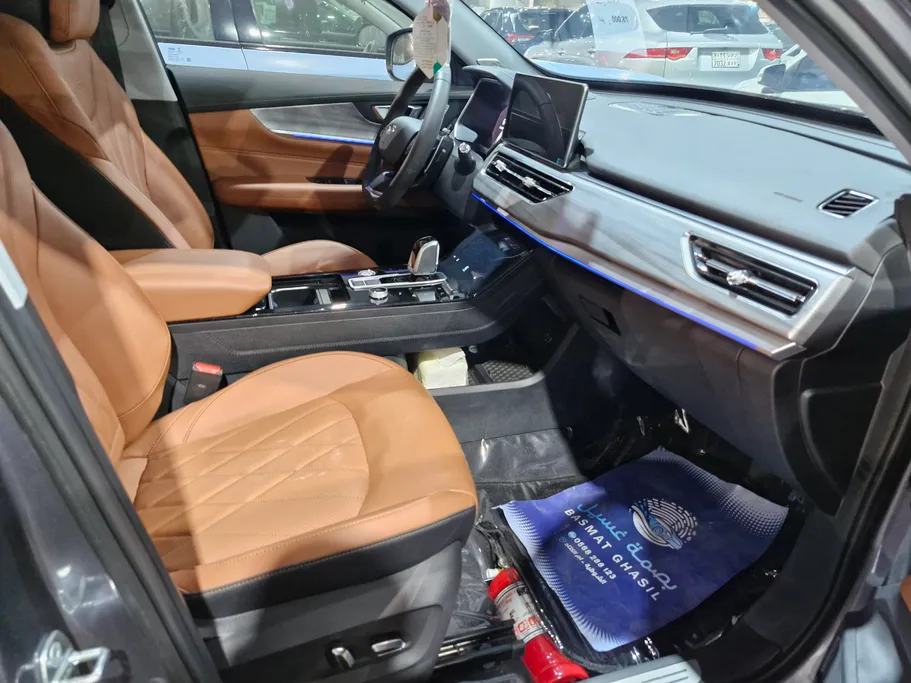 2023 Chery Tiggo 8 Pro Flagship 