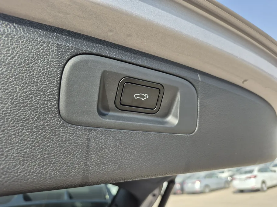 2022 Geely Coolray GF 