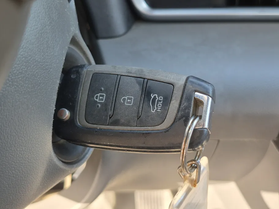 2023 Hyundai Elantra Smart 