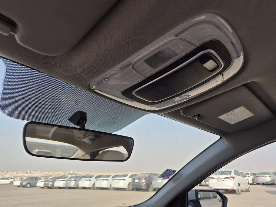 2023 Hyundai Elantra Smart 