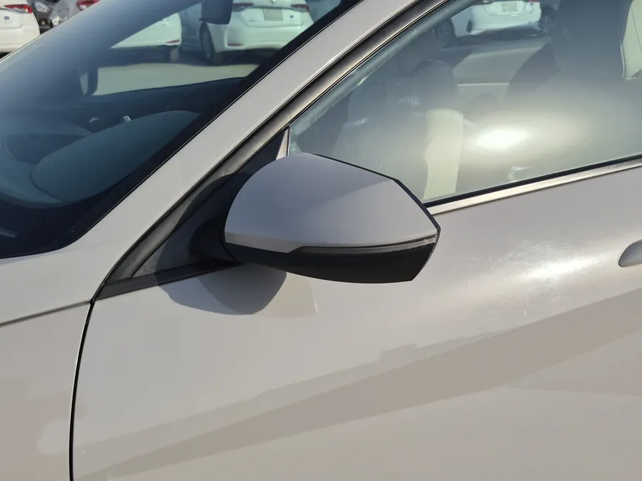 2023 Hyundai Elantra Smart 