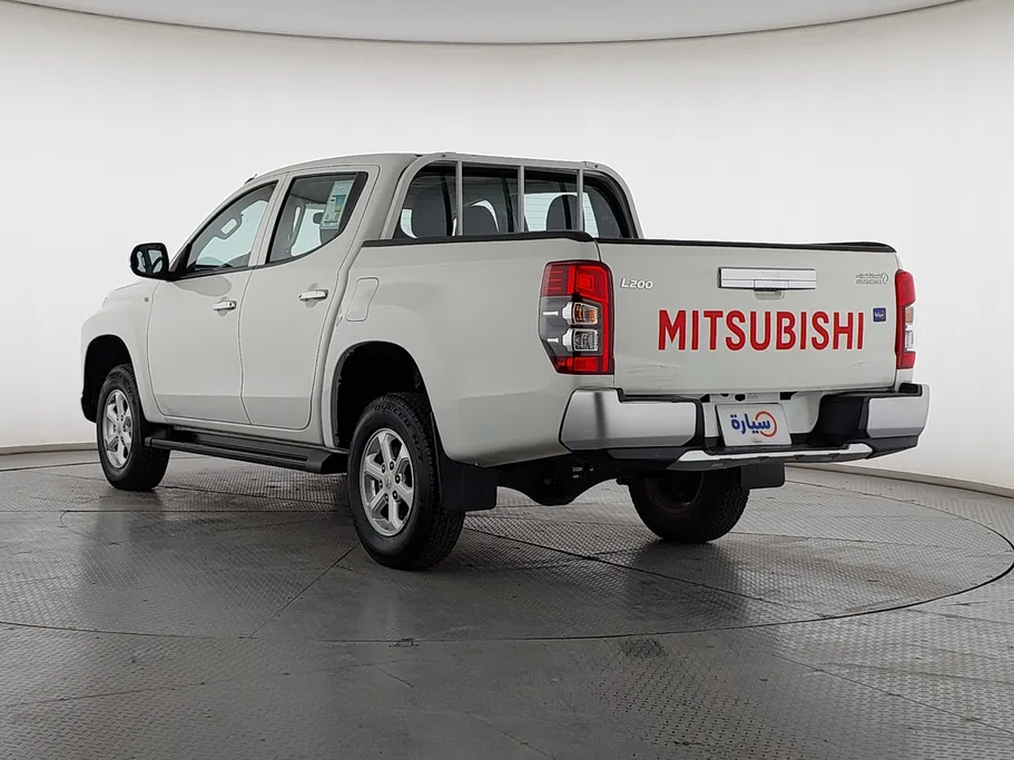 ميتسوبيشي L200 DC 4x4 Diesel 2023 