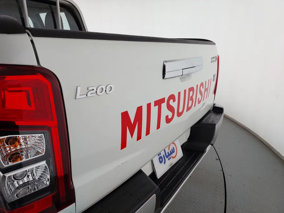 ميتسوبيشي L200 DC 4x4 Diesel 2023 