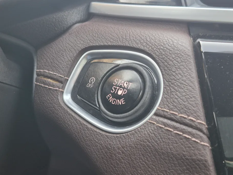 بي ام دبليو الفئة اكس 1 S Drive 20 i  2020 
