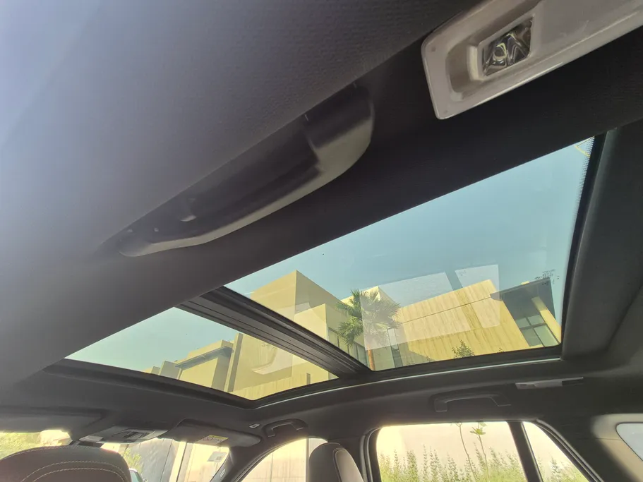 بي ام دبليو الفئة اكس 1 S Drive 20 i  2020 