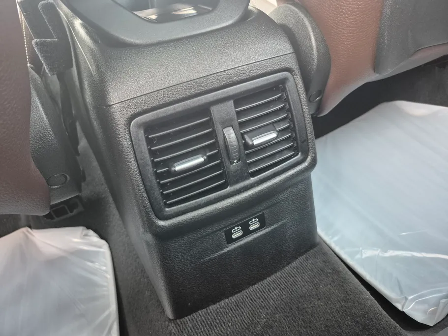 بي ام دبليو الفئة اكس 1 S Drive 20 i  2020 