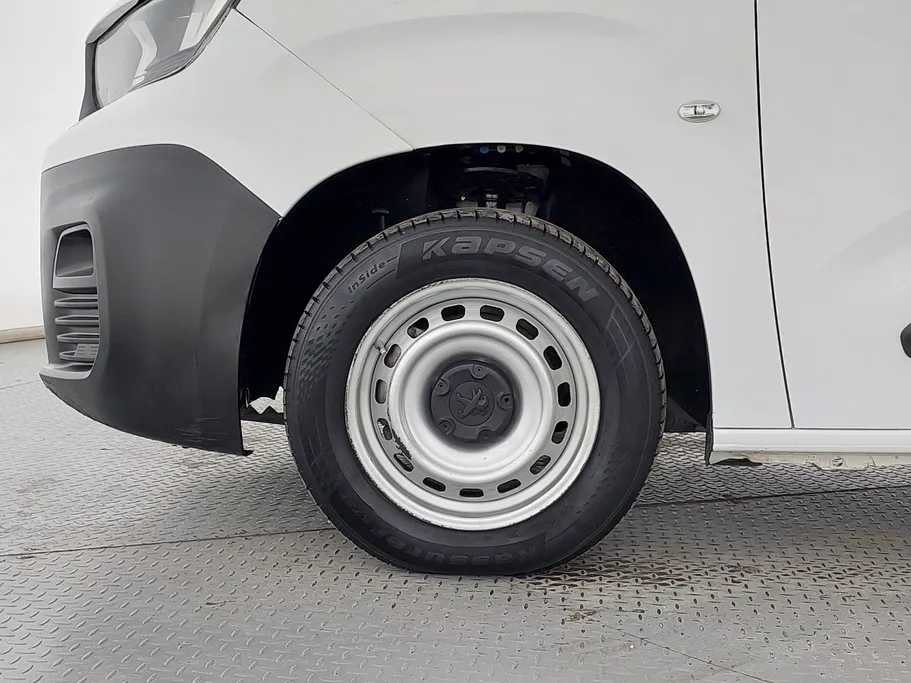 بيجو بارتنر Short van 2021 
