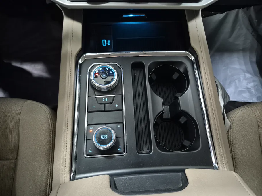 2023 Ford Expedition XLT 
