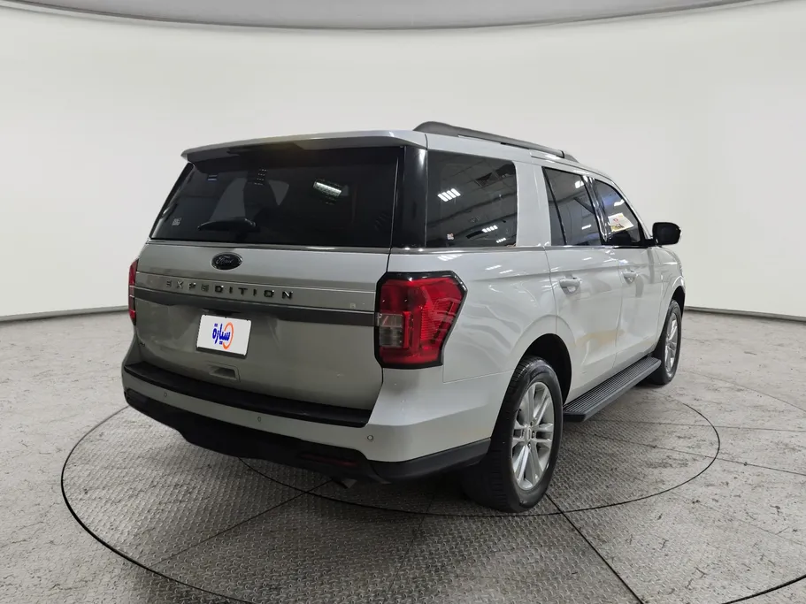2023 Ford Expedition XLT 