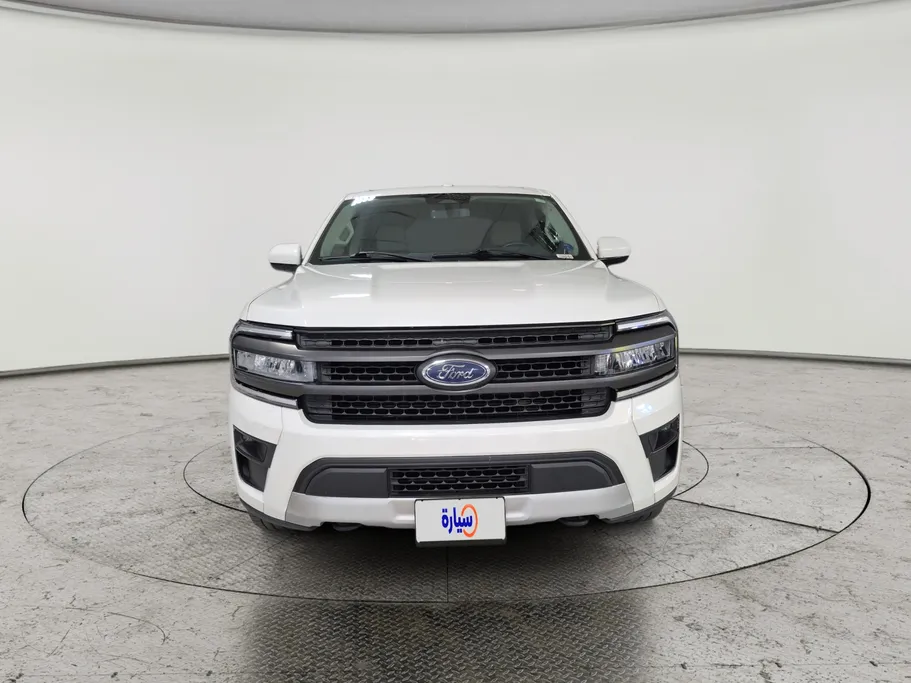 2023 Ford Expedition XLT 