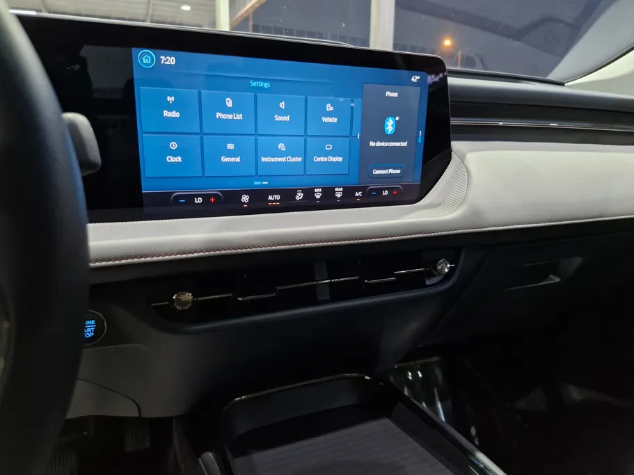 2023 Ford Taurus Trend 