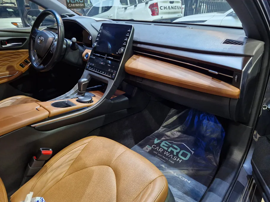 تويوتا افالون Limited 2022 