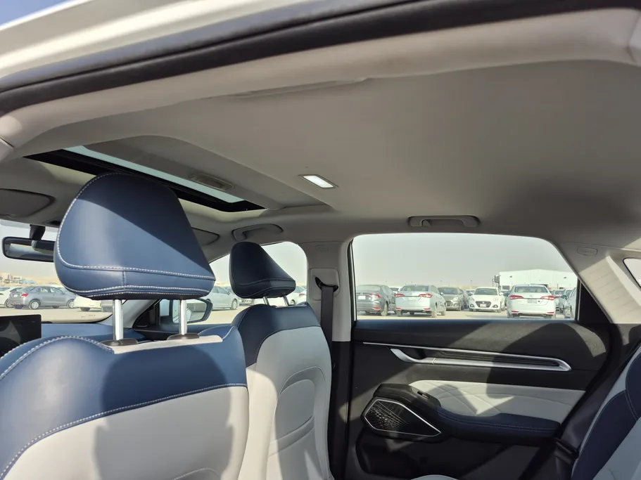 2023 Geely Emgrand GF 