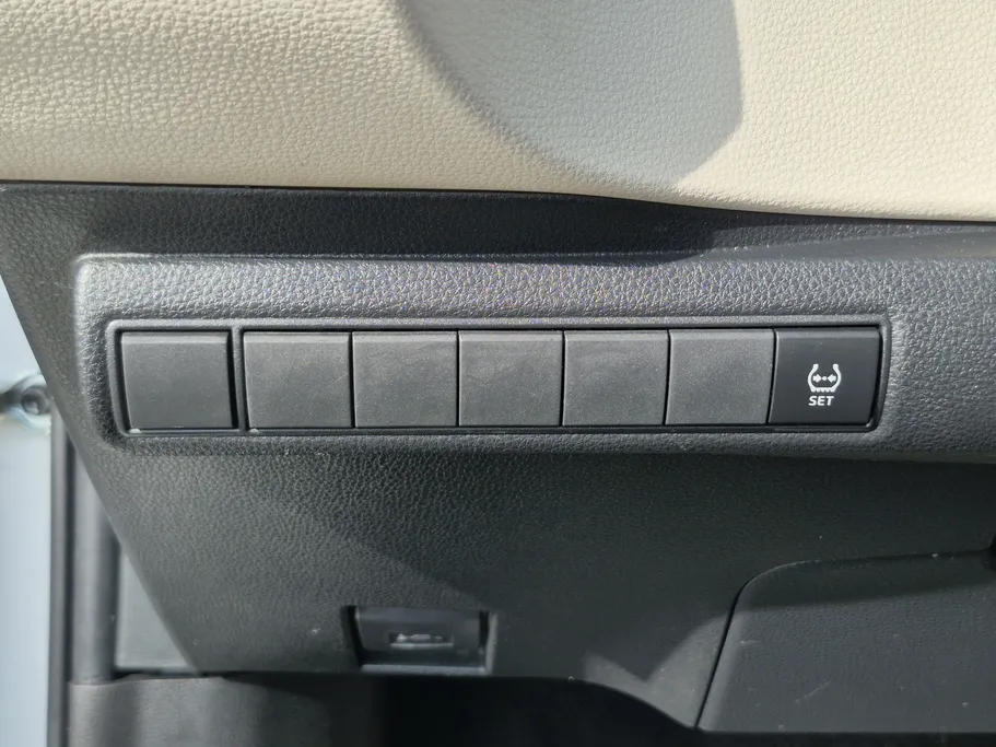 2023 Toyota Corolla XLI 