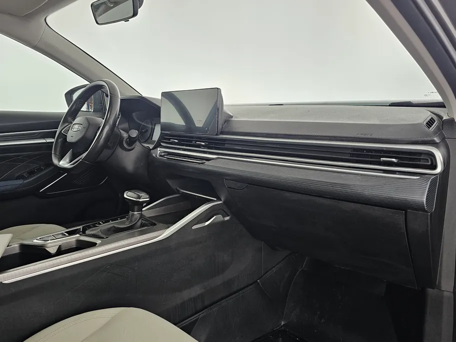 2023 Geely Emgrand GS 