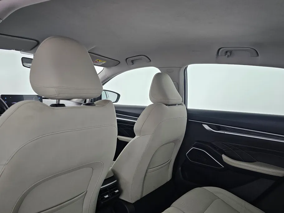 2023 Geely Emgrand GS 