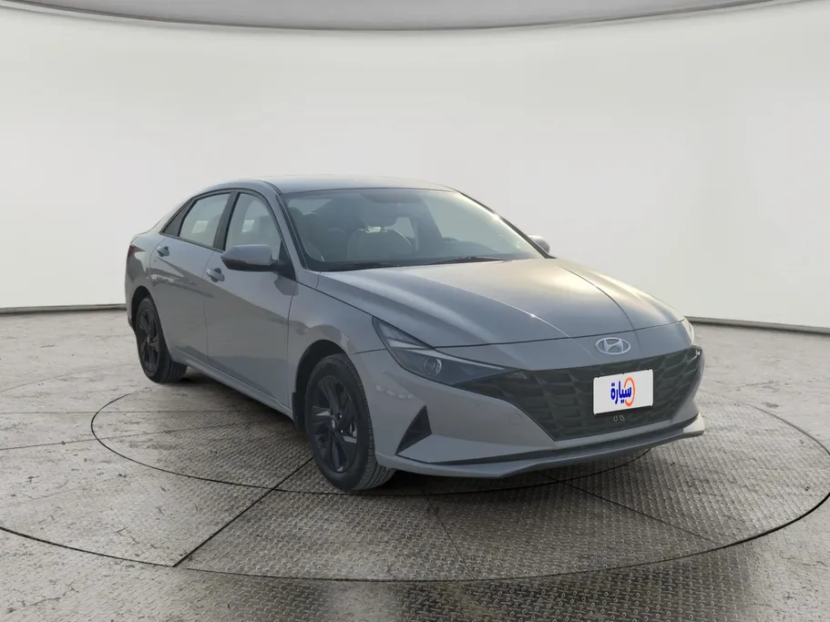 2023 Hyundai Elantra Smart 