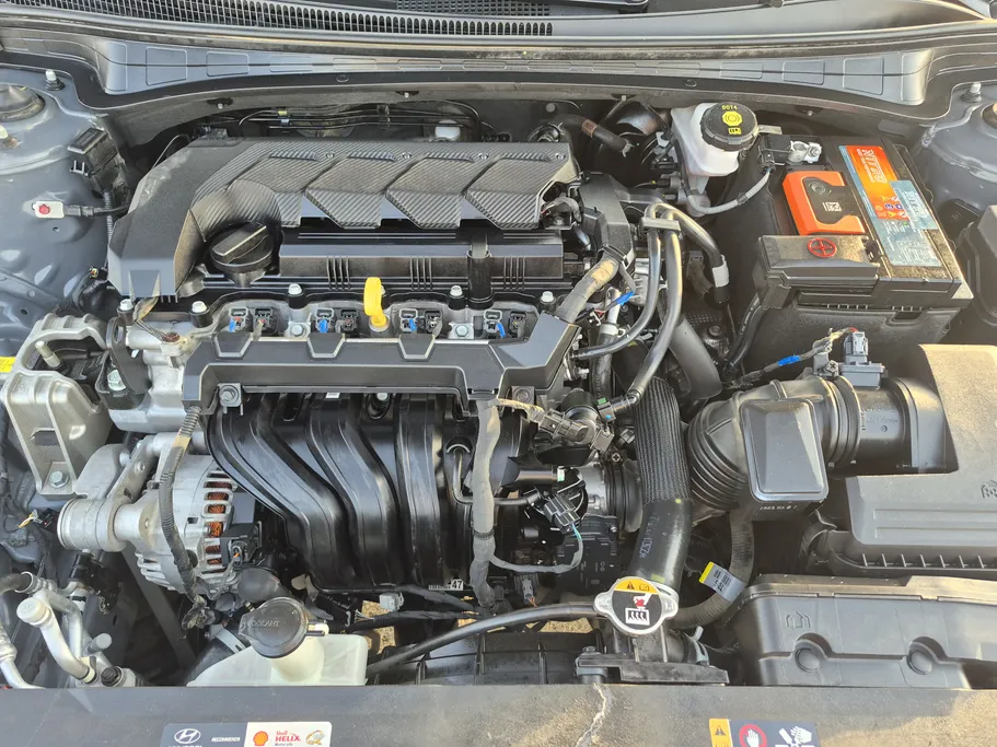 2023 Hyundai Elantra Smart 