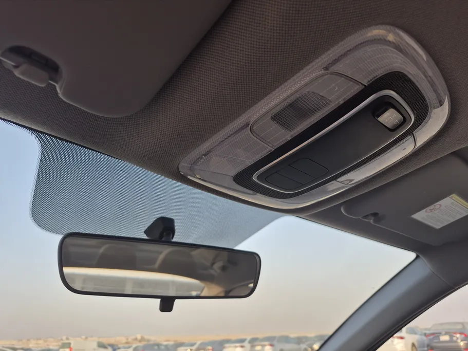 2023 Hyundai Elantra Smart 