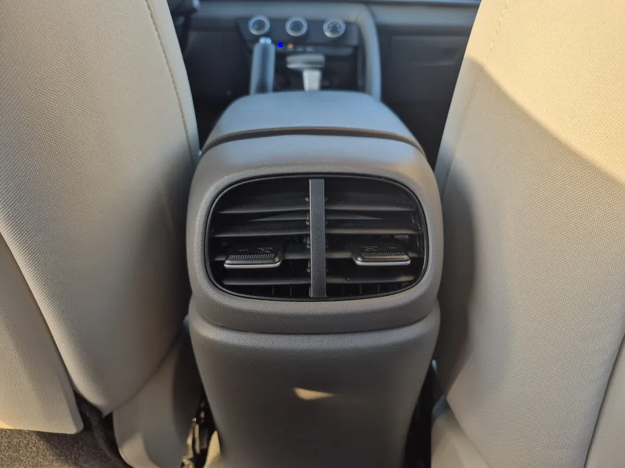 2023 Hyundai Elantra Smart 