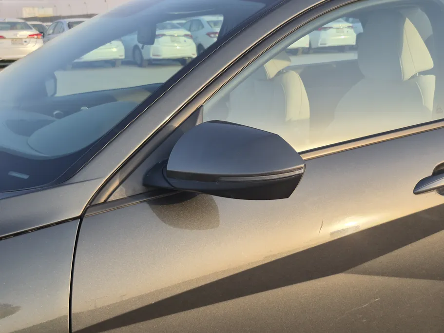 2023 Hyundai Elantra Smart 