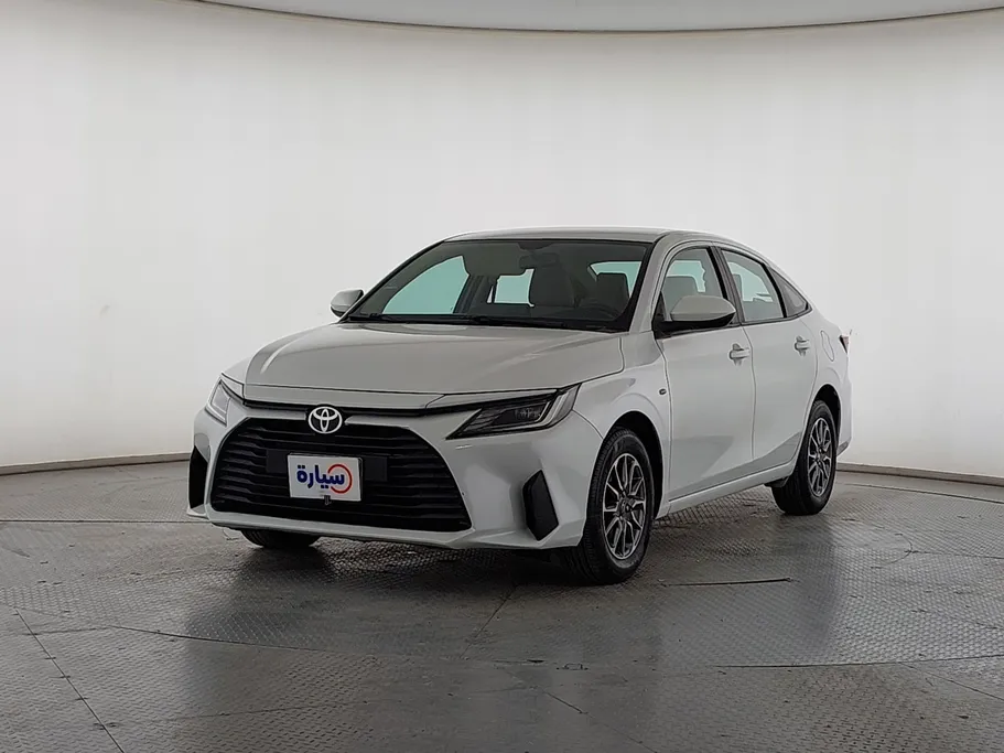 2023 Toyota Yaris  Y 