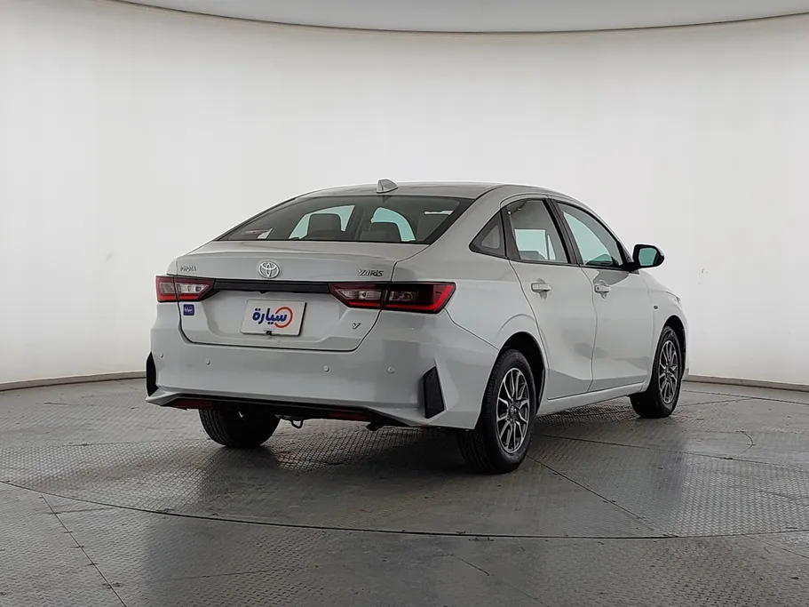 2023 Toyota Yaris  Y 