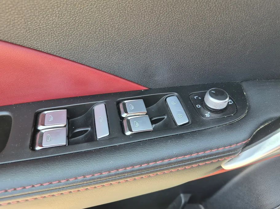 2022 Geely Coolray Luxury GF 