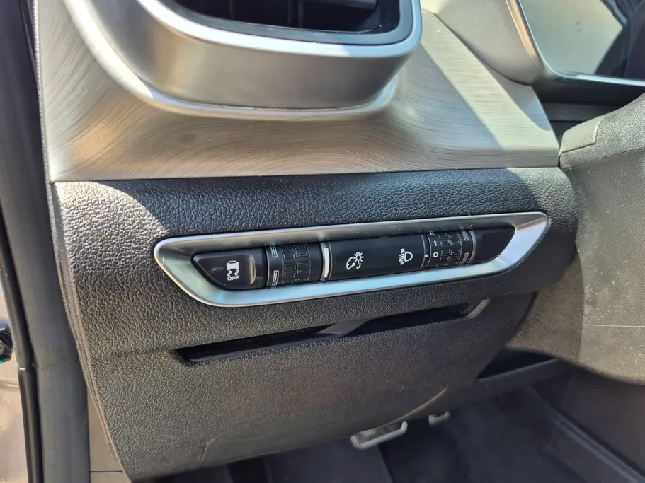 2022 Geely Coolray Luxury GF 