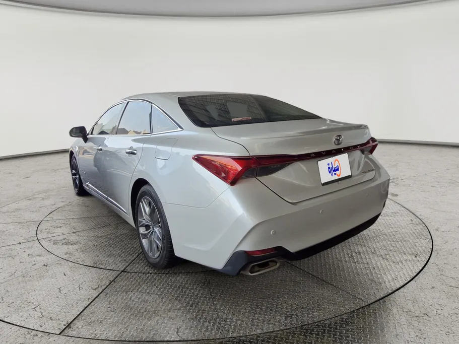 تويوتا افالون Touring 2020 
