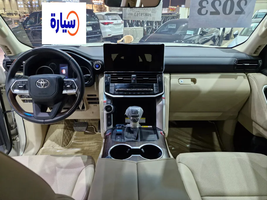 تويوتا لاندكروزر GXR5 2023 