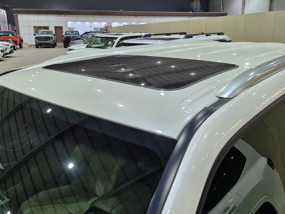 تويوتا لاندكروزر GXR5 2023 