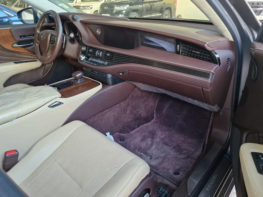 2018 Lexus LS 500 
