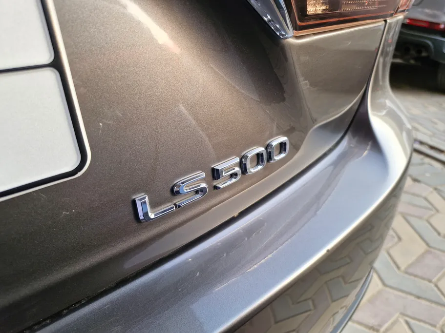 2018 Lexus LS 500 