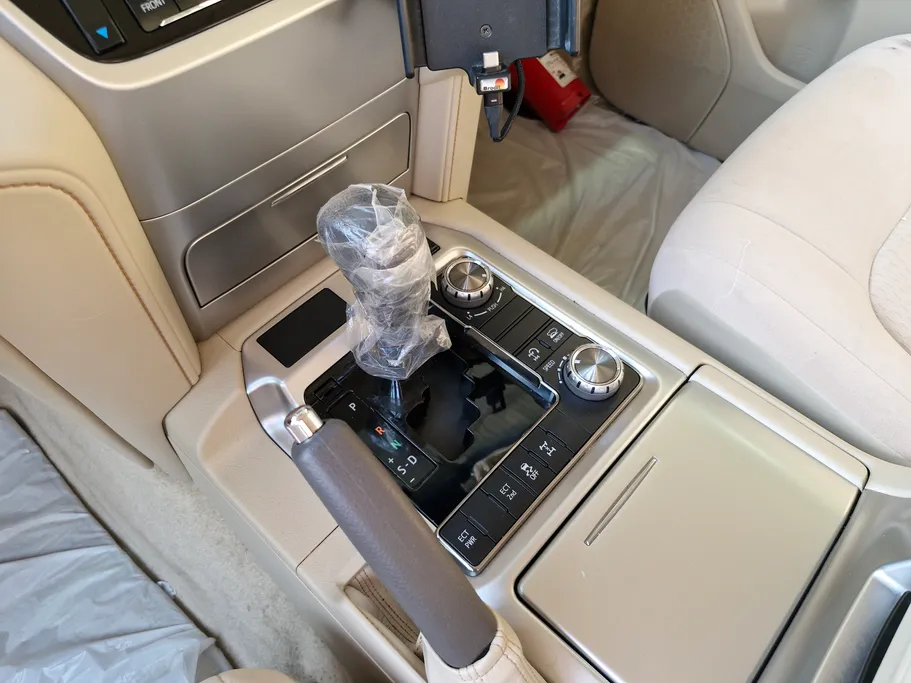 تويوتا لاندكروزر GXR3 2021 