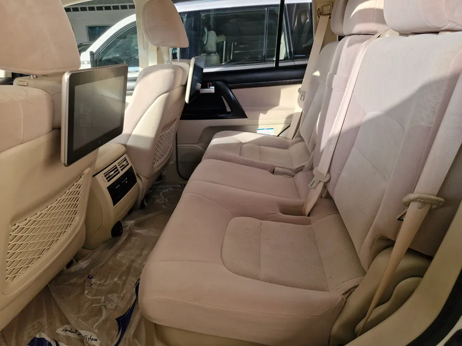 2020 Toyota Land Cruiser GXR Grand Touring 