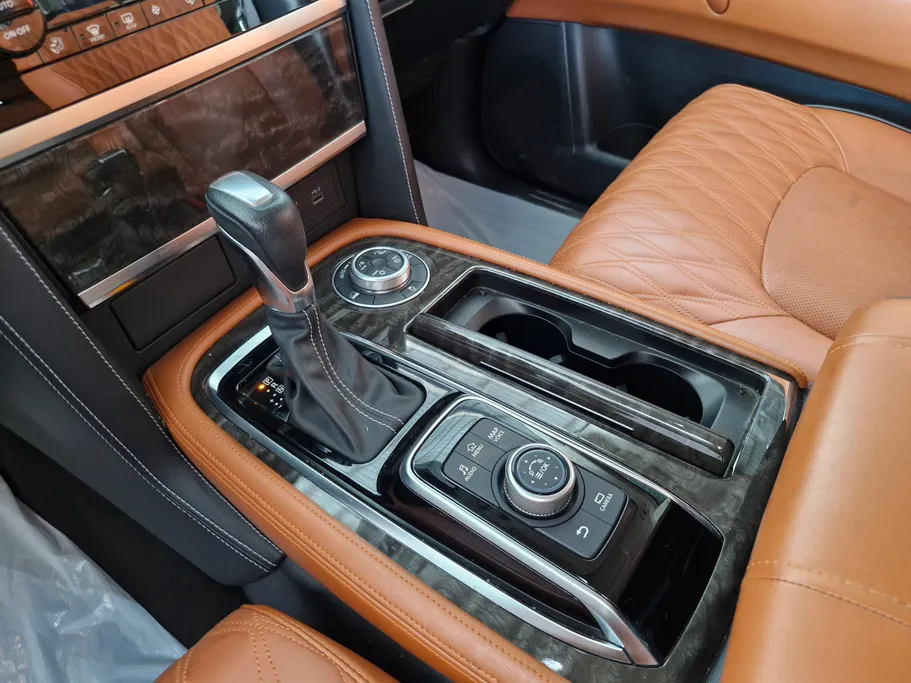 2024 Nissan Patrol Platinum 